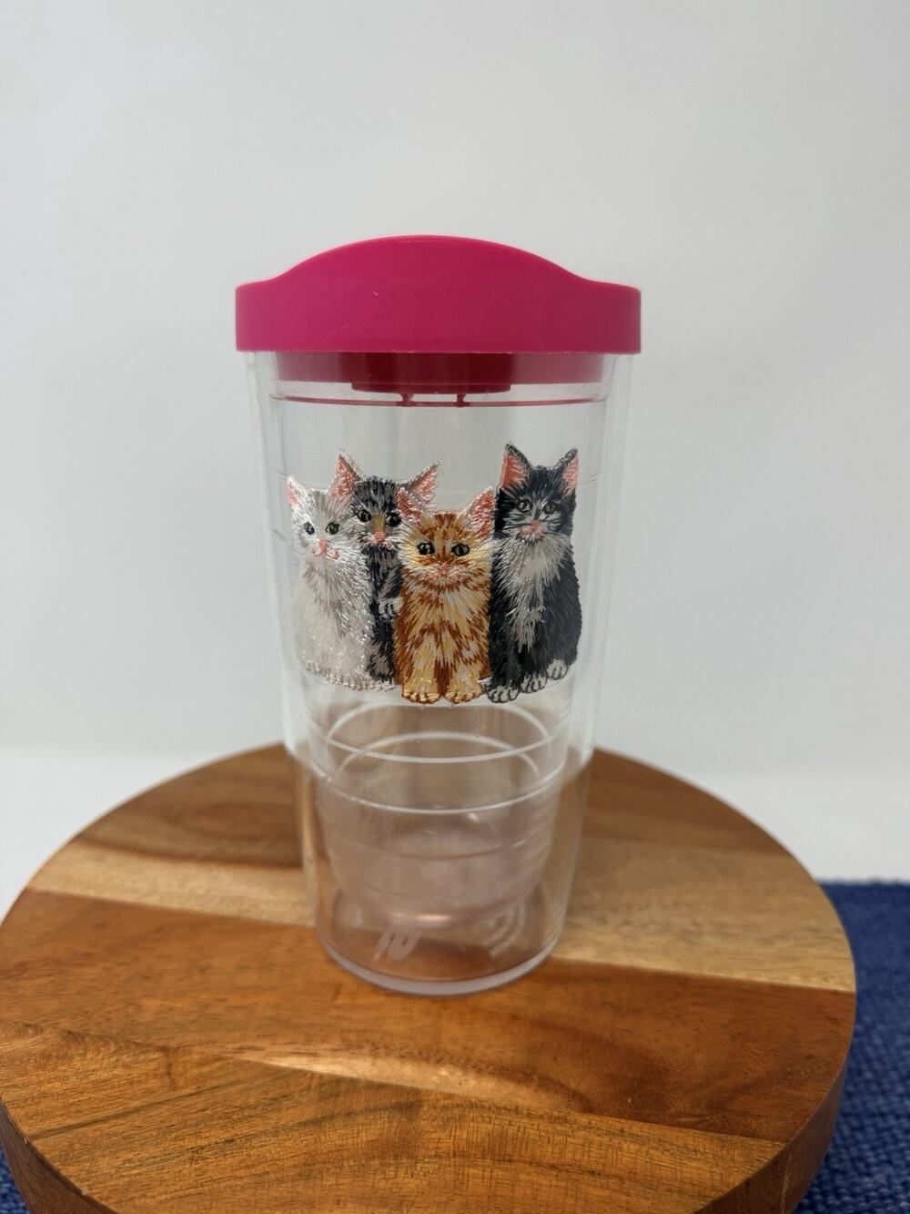 Tervis Tumbler Kittens Embroidered Applique, 10 oz double walled Hot Pink Lid